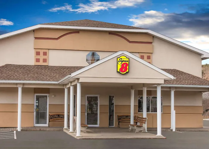 Super 8 By Wyndham Clearfield