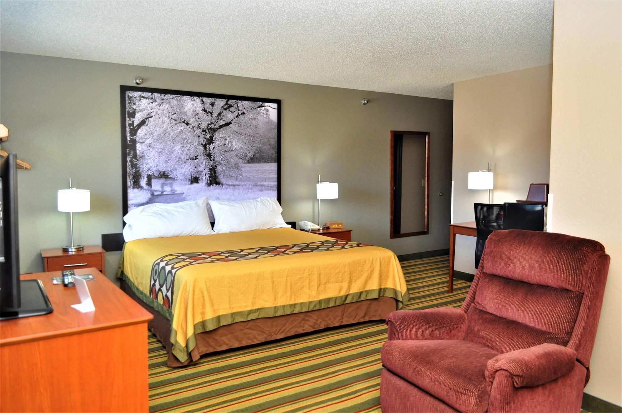 Super 8 By Wyndham Clearfield