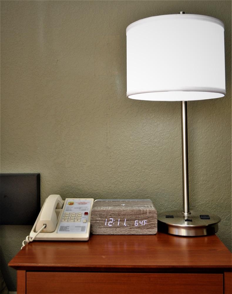 Super 8 By Wyndham