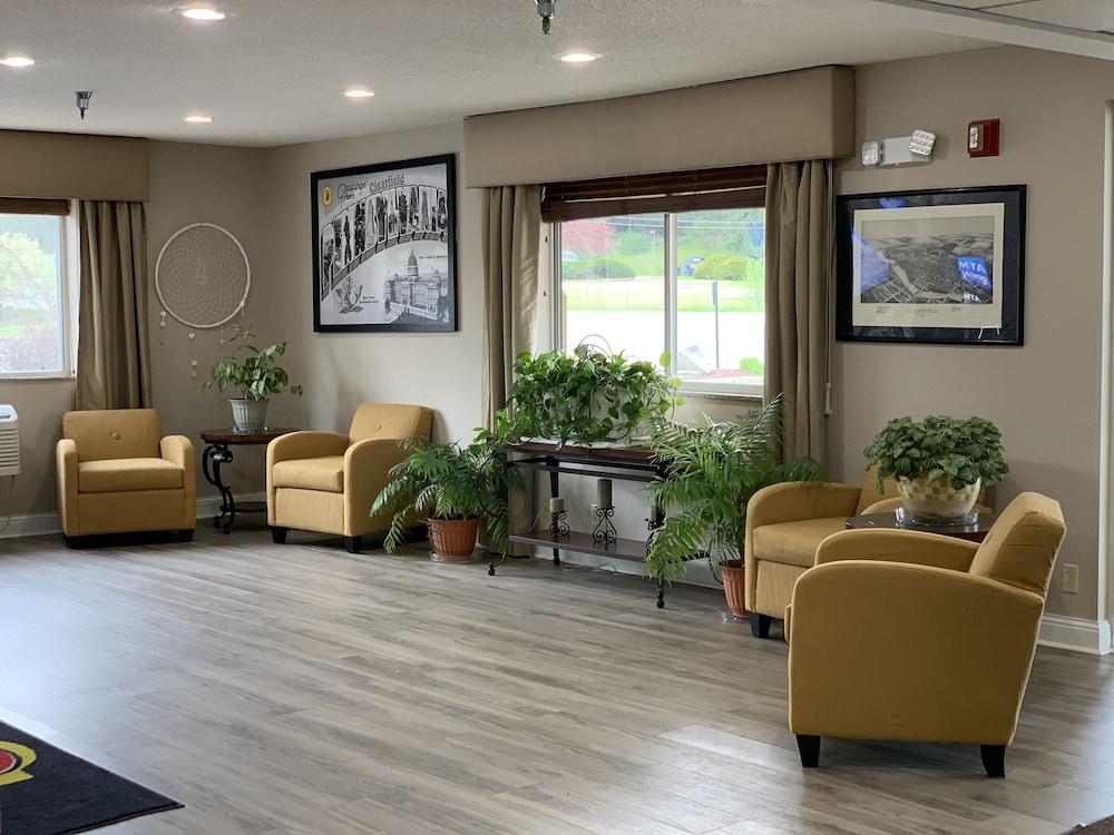 Super 8 By Wyndham Clearfield