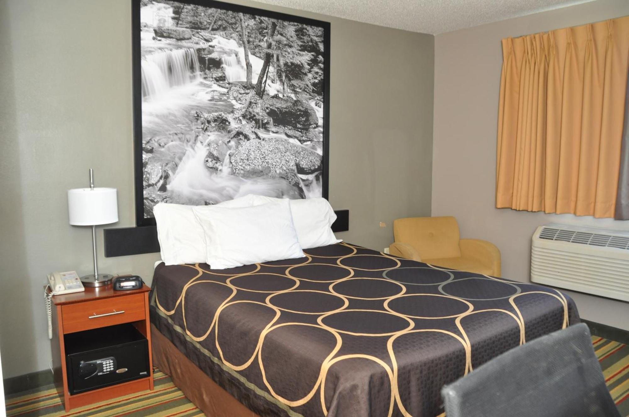 Super 8 By Wyndham