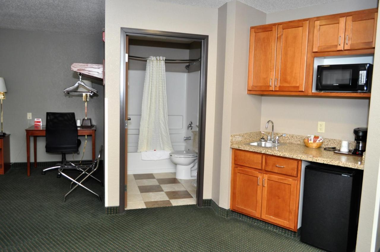 Super 8 By Wyndham Motel 2*