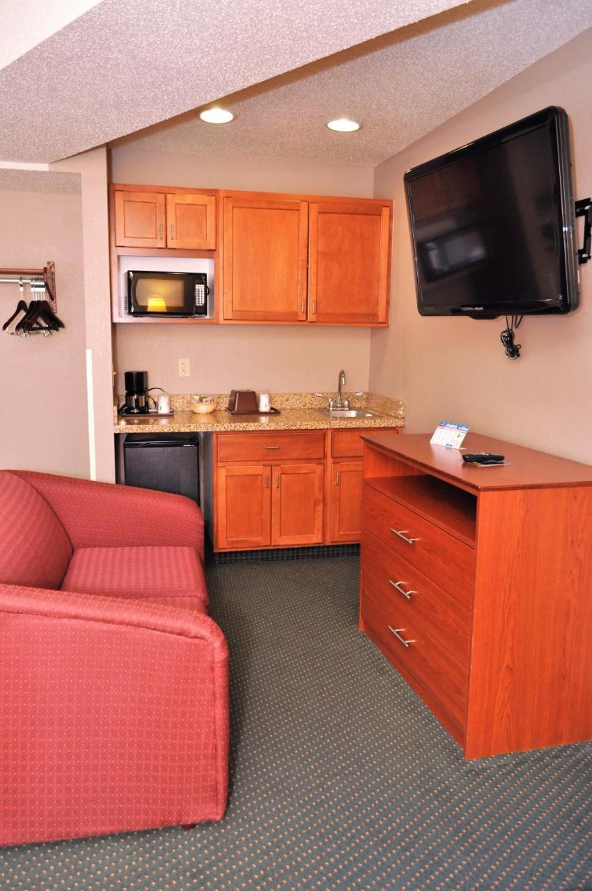 Motel Super 8 By Wyndham 2*