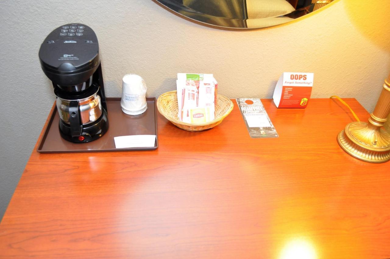 Super 8 By Wyndham Motel Clearfield