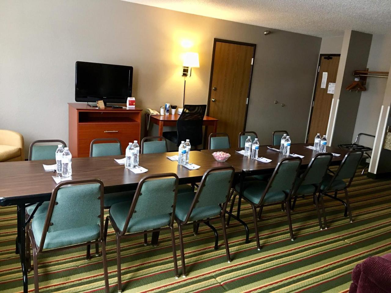 Super 8 By Wyndham 2* Clearfield